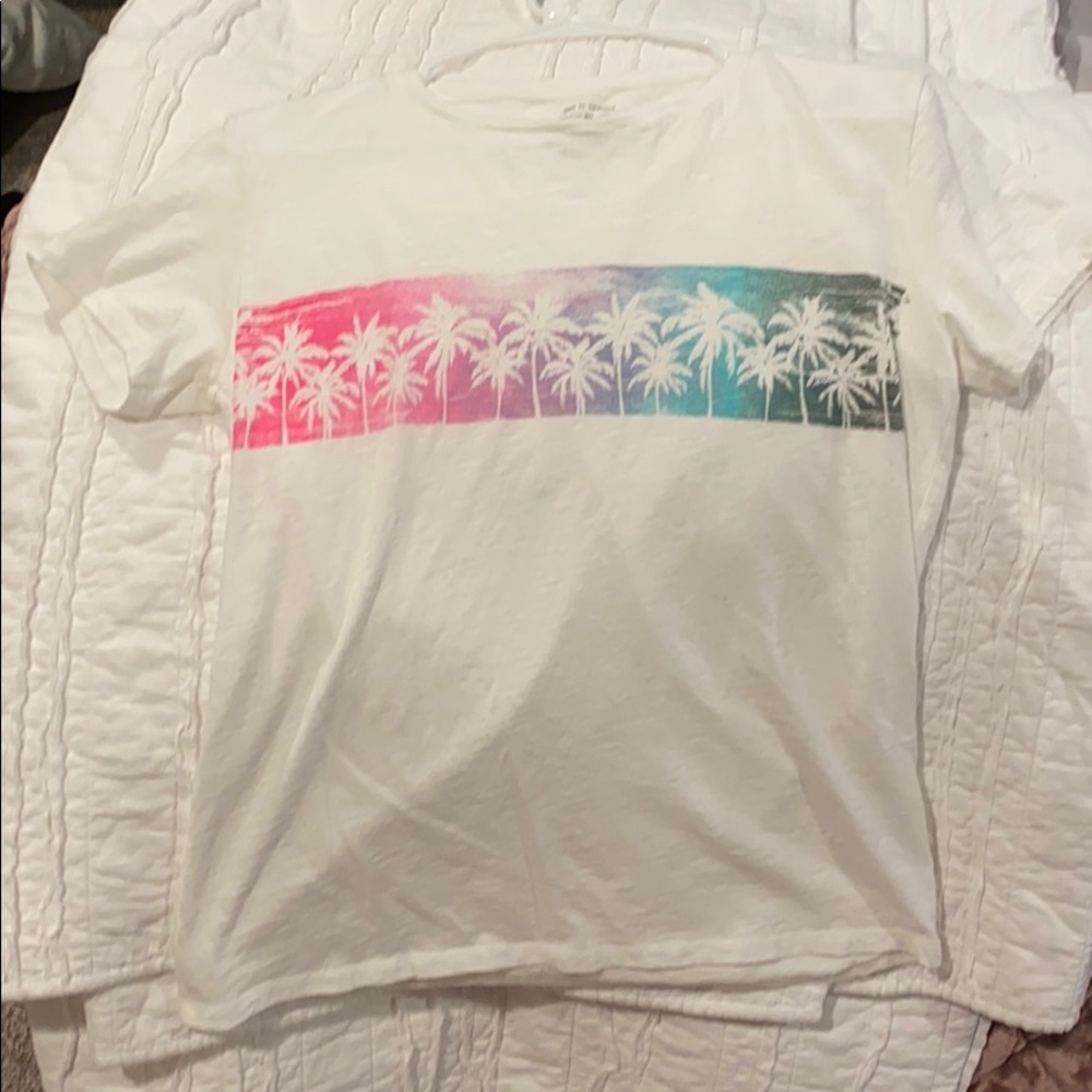 Billabong girls like new  t shirt
